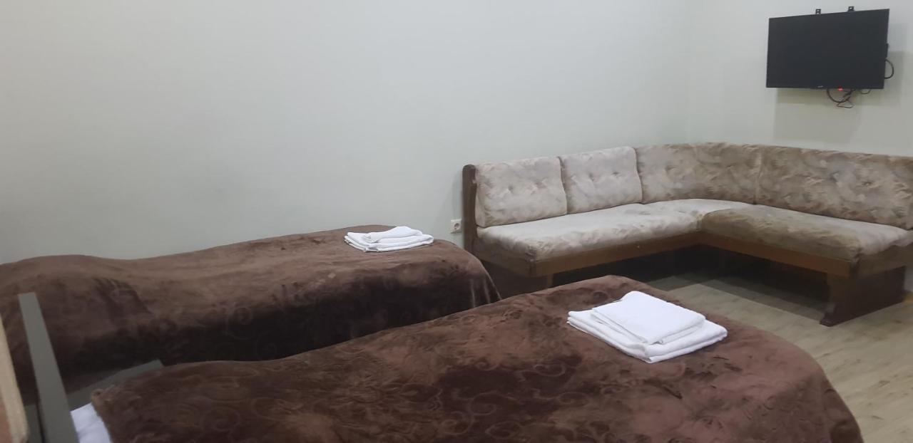 Hotel Cattaleya Batumi Kültér fotó